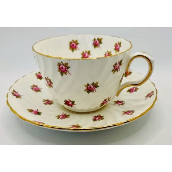 Vintage Aynsley Rosebud Pattern Teacup and Saucer England - Picture 2 of 8